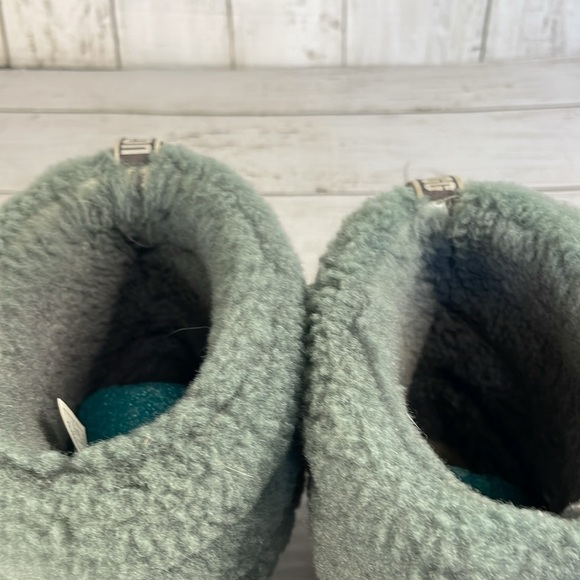UGG Fluff Mini Quilted Grey Bootie - Picture 8 of 12